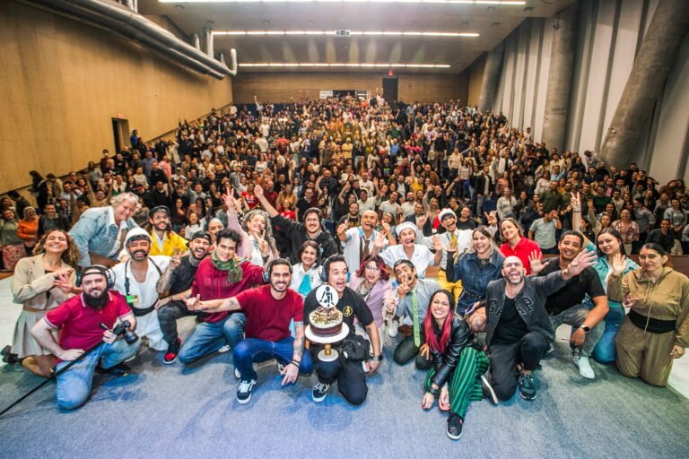 ¿Qué es la improvisación teatral? Lo que aprendimos en 25 años en escena